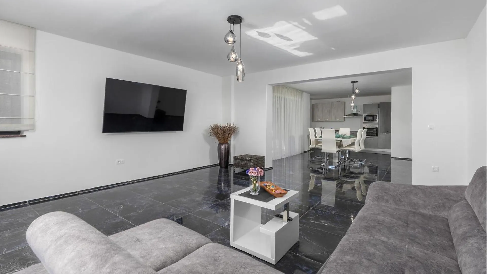 Lovely Apartment In Lovran With House Sea View